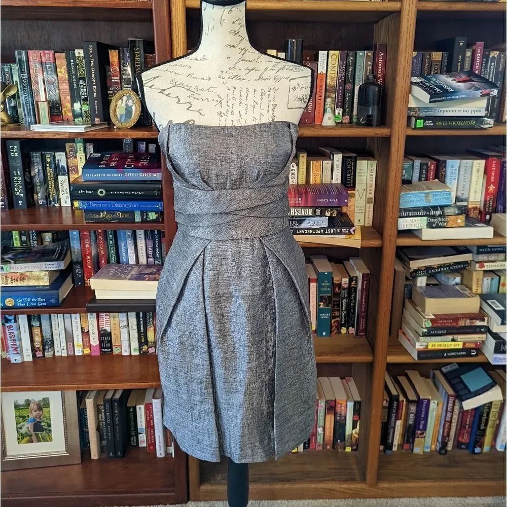 MAX & Cleo strapless silver pleated skirt cocktail dress sz 4 nwot